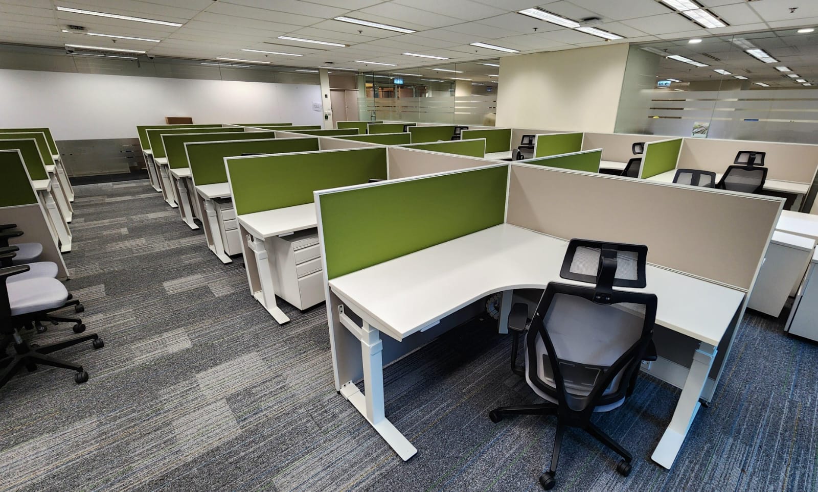 Custom office desks can greatly reduce the risk of employee injuries.